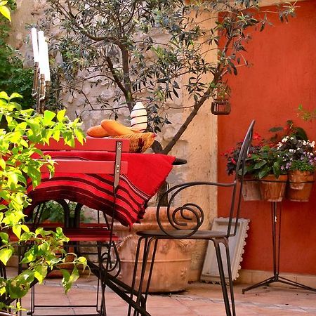 B&B In Arles "L'Atelier Du Midi" Chambre D'Hotes Centre Historique Арл Екстериор снимка